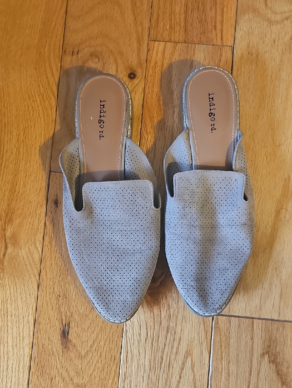Indigo Perforated Slip-On Mules in Light Gray Suede Size 9.5